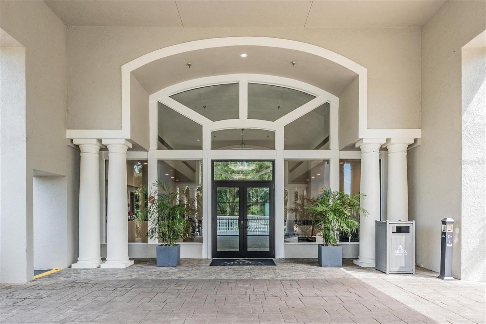 Oldsmar, Florida, 34677, United States, 5 Bedrooms Bedrooms, ,4 BathroomsBathrooms,Residential,Active,1946542