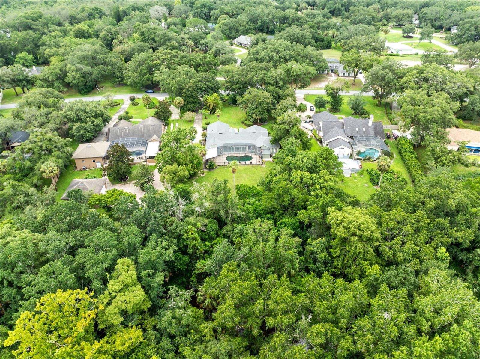 Winter Springs, Florida, 32708, United States, 4 Bedrooms Bedrooms, ,3 BathroomsBathrooms,Residential,Active,1894515