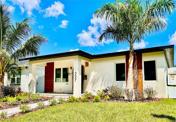 527 49TH AVE N, SAINT PETERSBURG, FL 33703 - Image 1