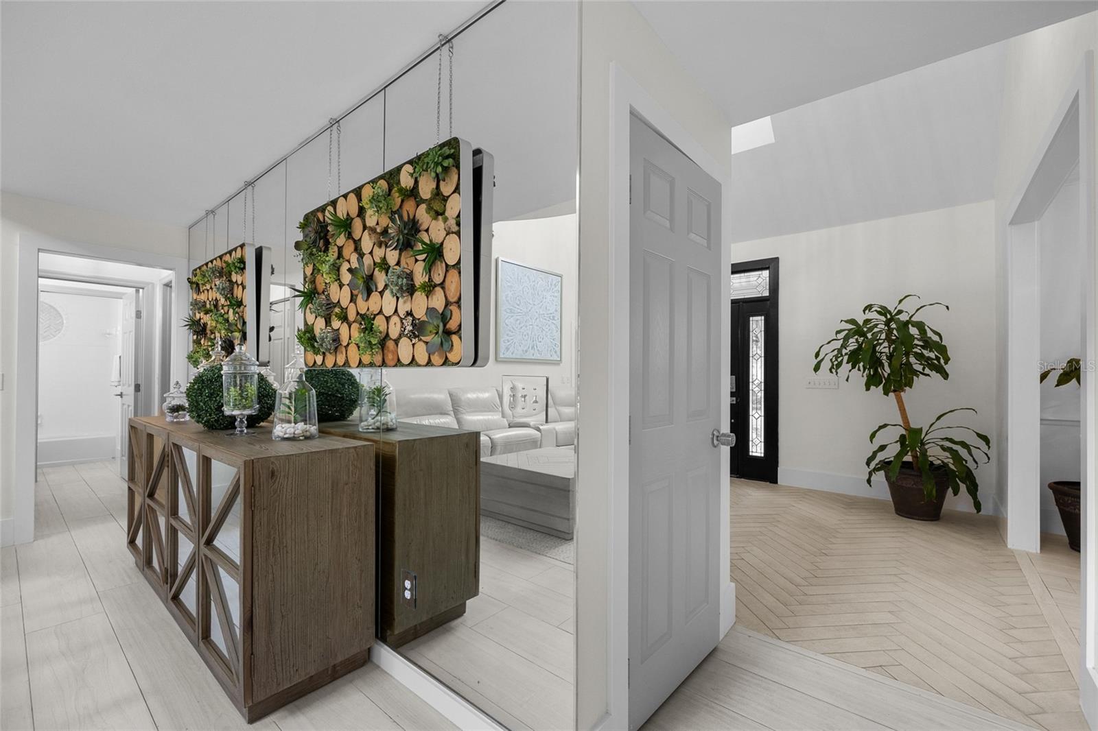 Alachua, Florida, 32615, United States, 5 Bedrooms Bedrooms, ,7 BathroomsBathrooms,Residential,Active,2009170