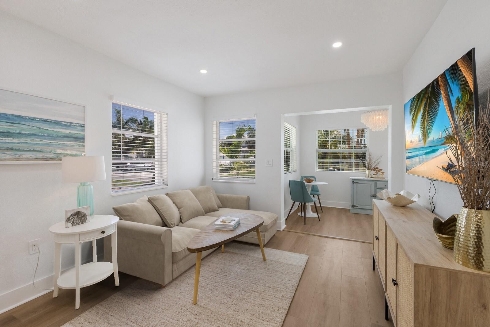 Bradenton Beach, Florida, 34217, United States, 3 Bedrooms Bedrooms, ,3 BathroomsBathrooms,Residential,Active,1926702