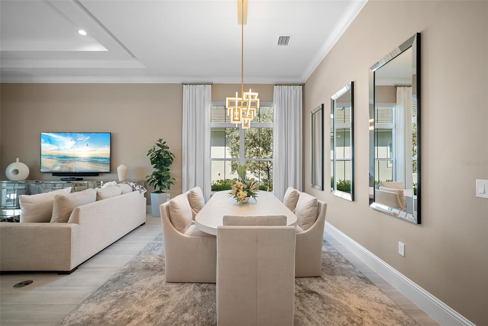 Bradenton, Florida, 34202, United States, 3 Bedrooms Bedrooms, ,4 BathroomsBathrooms,Residential,Active,1987272