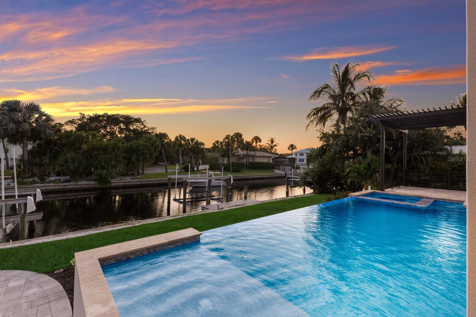 Sarasota, Florida, 34242, United States, 4 Bedrooms Bedrooms, ,6 BathroomsBathrooms,Residential,Active,1941333