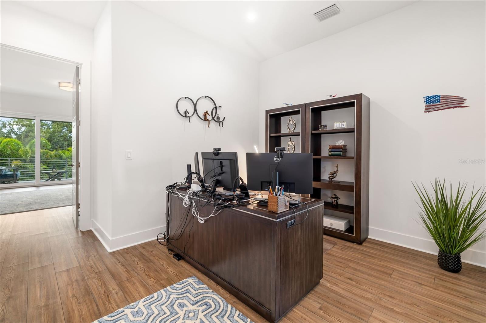 Sarasota, Florida, 34231, United States, 4 Bedrooms Bedrooms, ,3 BathroomsBathrooms,Residential,Active,1922484