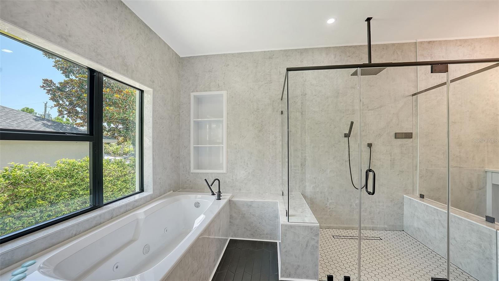 Sarasota, Florida, 34239, United States, ,7 BathroomsBathrooms,Residential,Active,1849492
