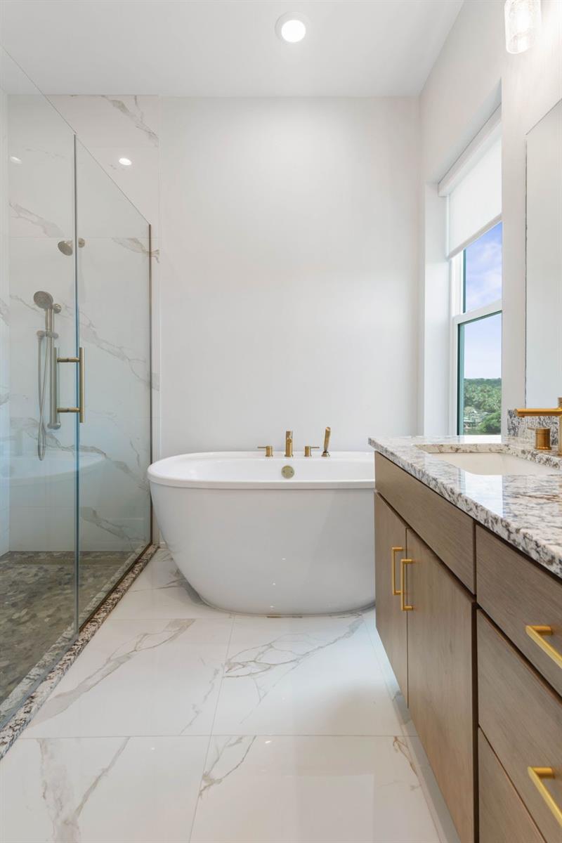 Palm Coast, Florida, 32137, United States, 5 Bedrooms Bedrooms, ,5 BathroomsBathrooms,Residential,Active,1909067