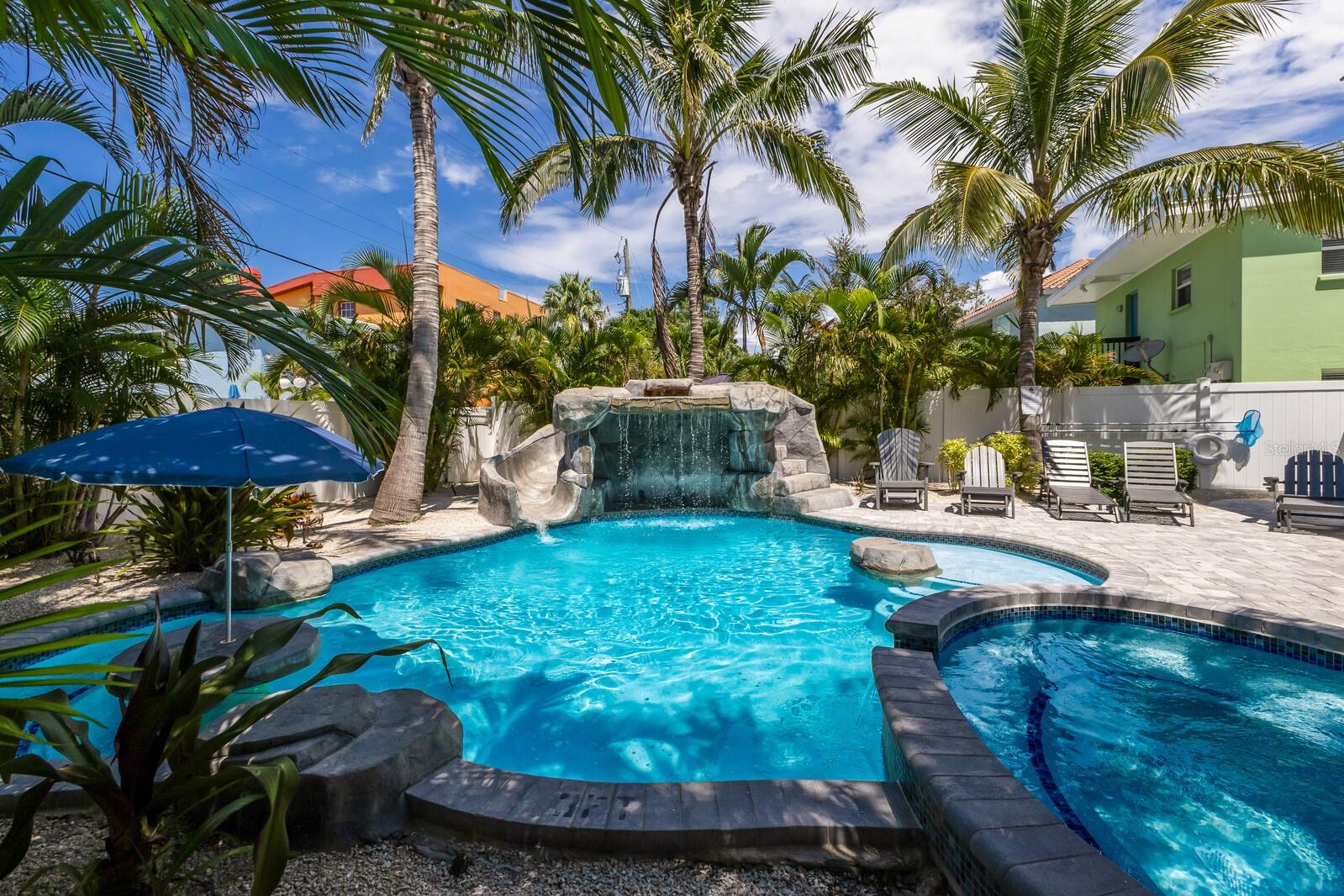 Sarasota, Florida, 34242, United States, 7 Bedrooms Bedrooms, ,6 BathroomsBathrooms,Residential,Active,1926695