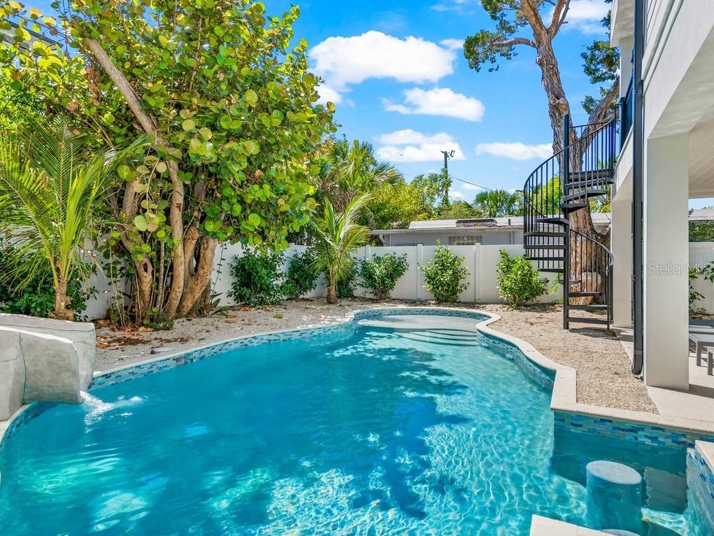 Sarasota, Florida, 34236, United States, 8 Bedrooms Bedrooms, ,10 BathroomsBathrooms,Residential,Active,2044131