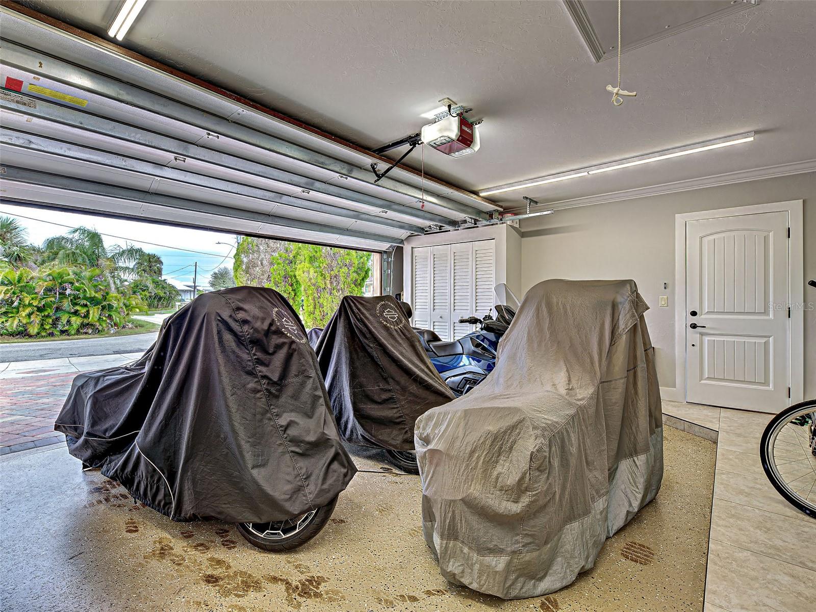 Port Charlotte, Florida, 33952, United States, 4 Bedrooms Bedrooms, ,5 BathroomsBathrooms,Residential,Active,1996574