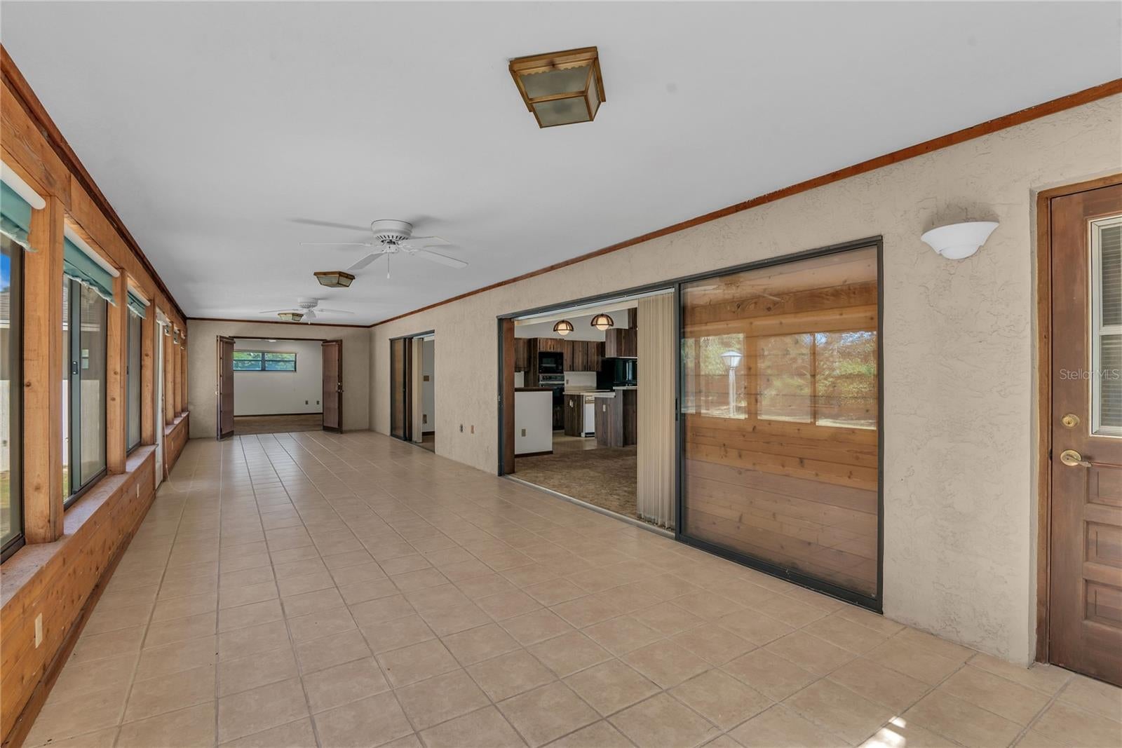 Oakland, Florida, 34787, United States, 4 Bedrooms Bedrooms, ,2 BathroomsBathrooms,Residential,Active,1990636