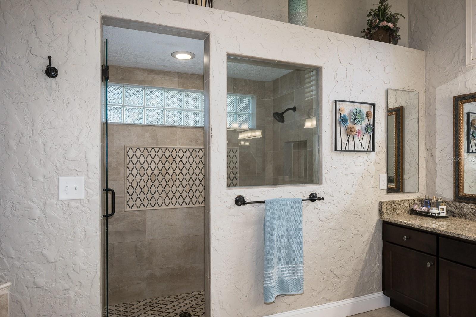 Oldsmar, Florida, 34677, United States, 5 Bedrooms Bedrooms, ,4 BathroomsBathrooms,Residential,Active,2009416