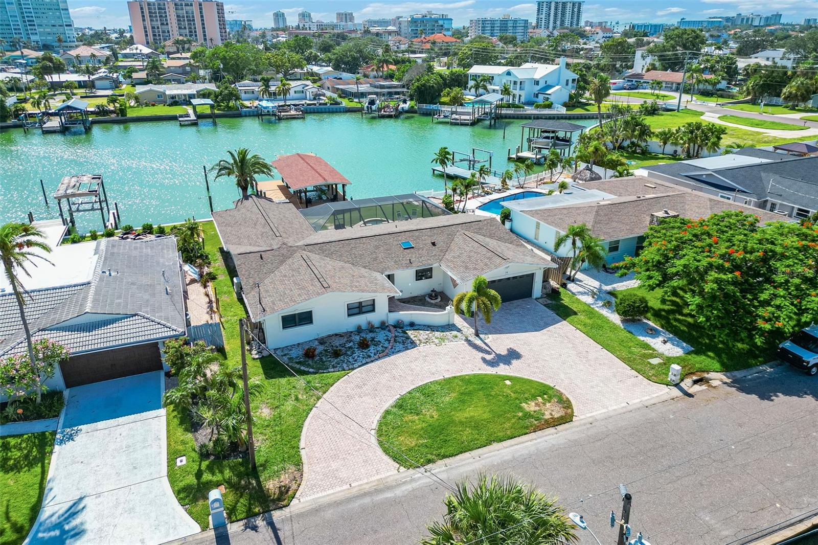 Clearwater Beach, Florida, 33767, United States, 3 Bedrooms Bedrooms, ,2 BathroomsBathrooms,Residential,Active,1894990
