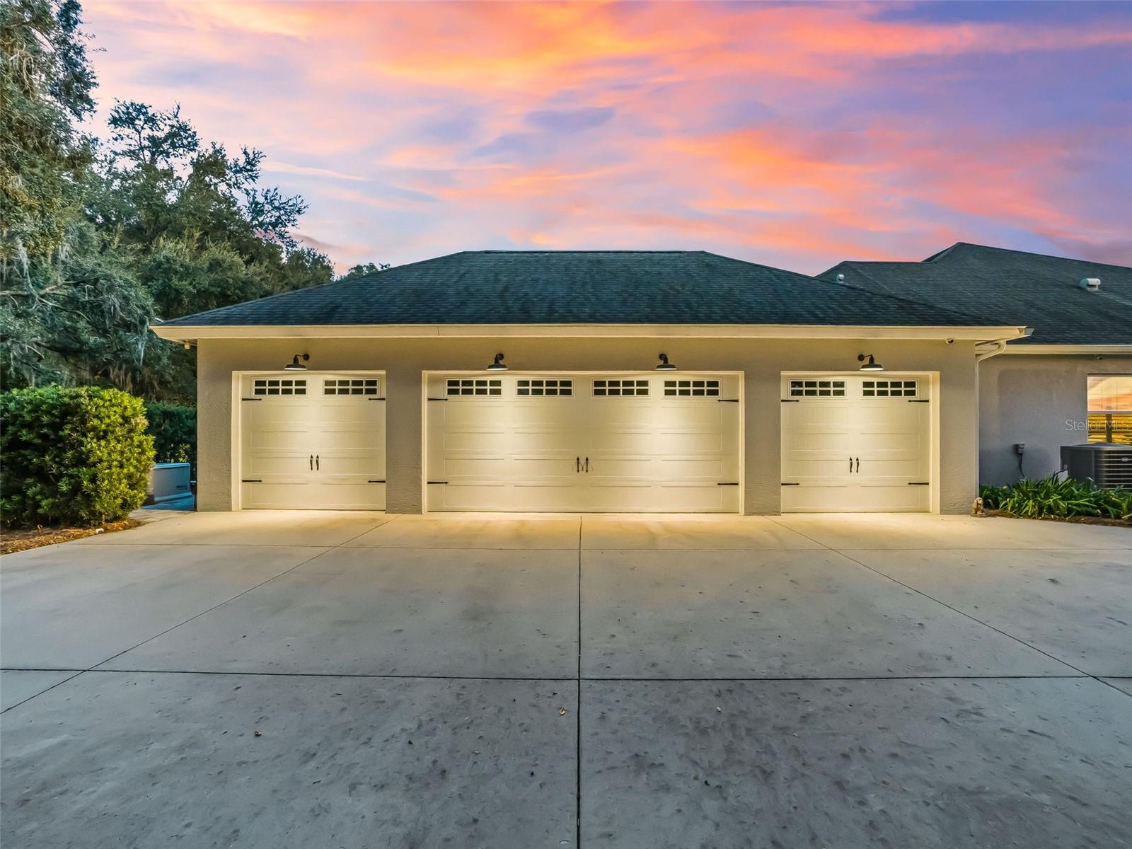 Ocala, Florida, 34480, United States, 4 Bedrooms Bedrooms, ,3 BathroomsBathrooms,Residential,Active,2002364