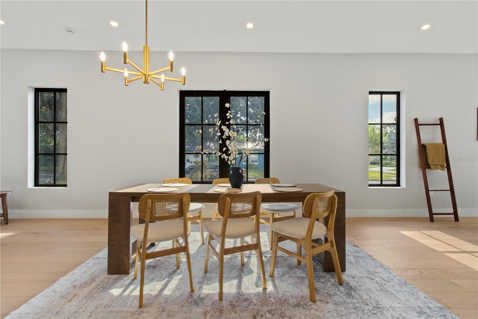 Orlando, Florida, 32804, United States, 5 Bedrooms Bedrooms, ,5 BathroomsBathrooms,Residential,Active,1905097
