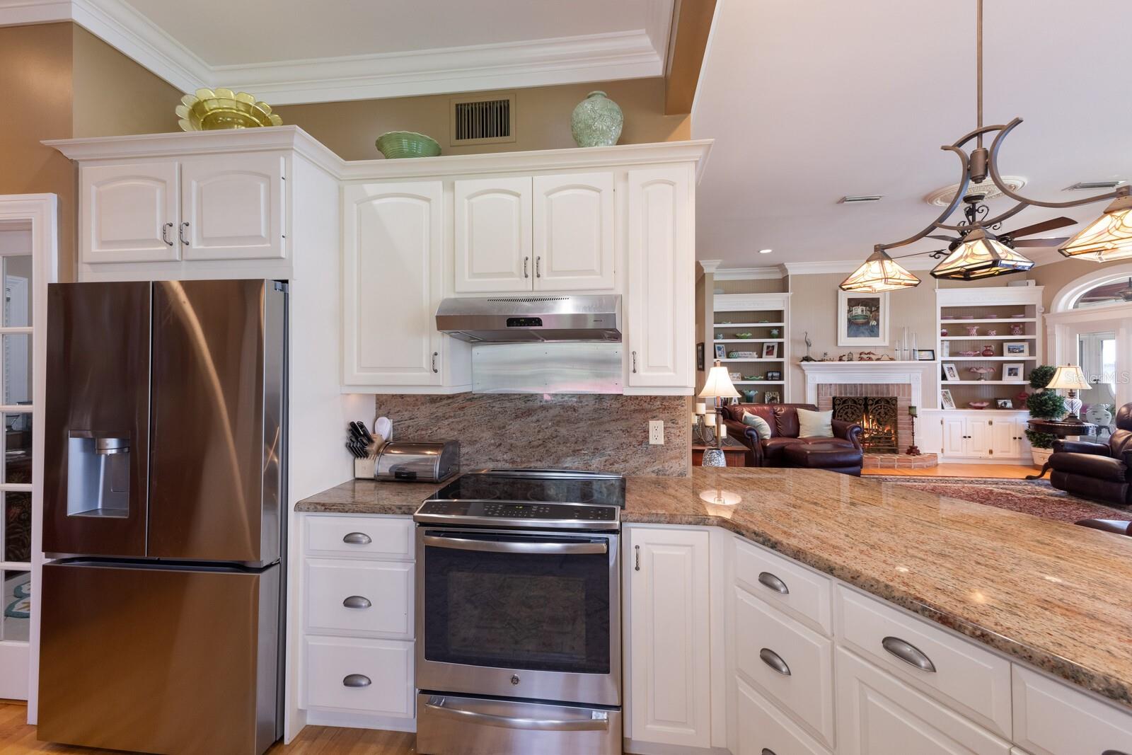 Palmetto, Florida, 34221, United States, 3 Bedrooms Bedrooms, ,4 BathroomsBathrooms,Residential,Active,1952285