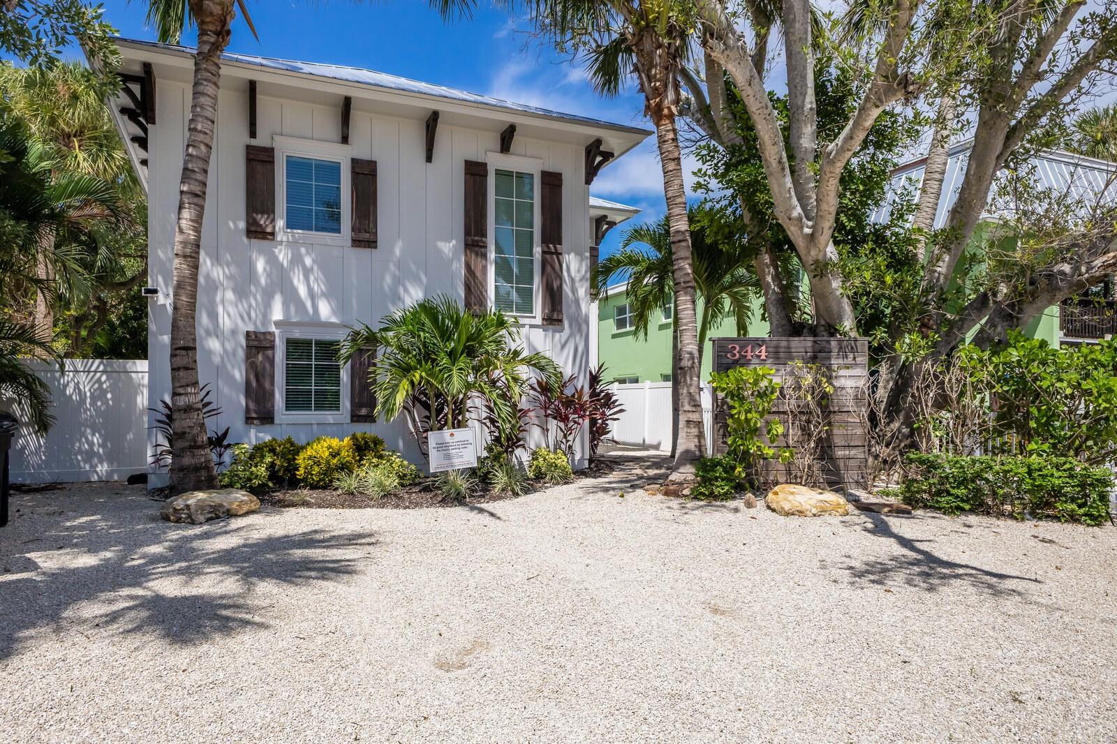 Sarasota, Florida, 34242, United States, 7 Bedrooms Bedrooms, ,6 BathroomsBathrooms,Residential,Active,1926695