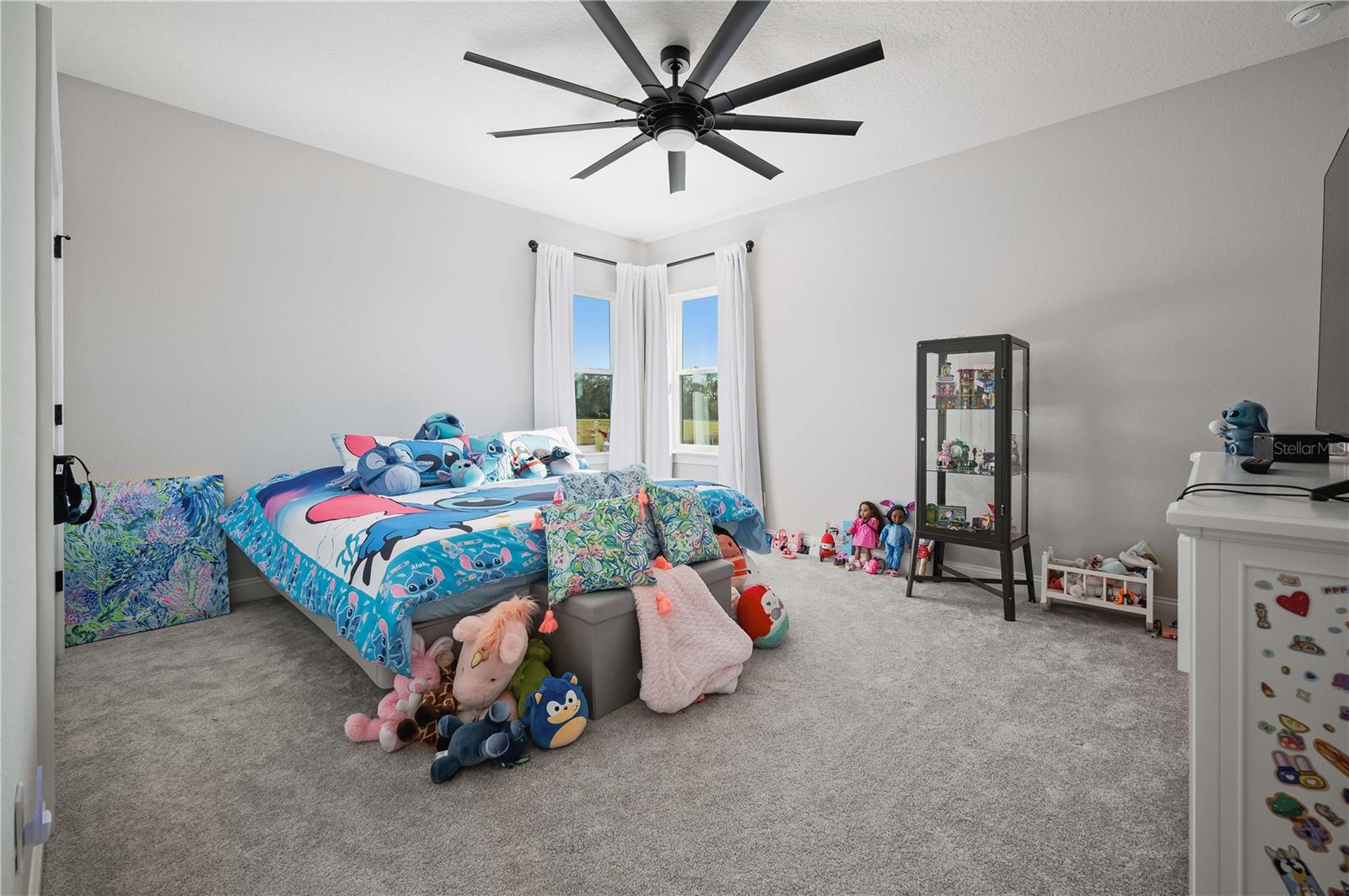 Fernandina Beach, Florida, 32034, United States, 5 Bedrooms Bedrooms, ,4 BathroomsBathrooms,Residential,Active,1920265