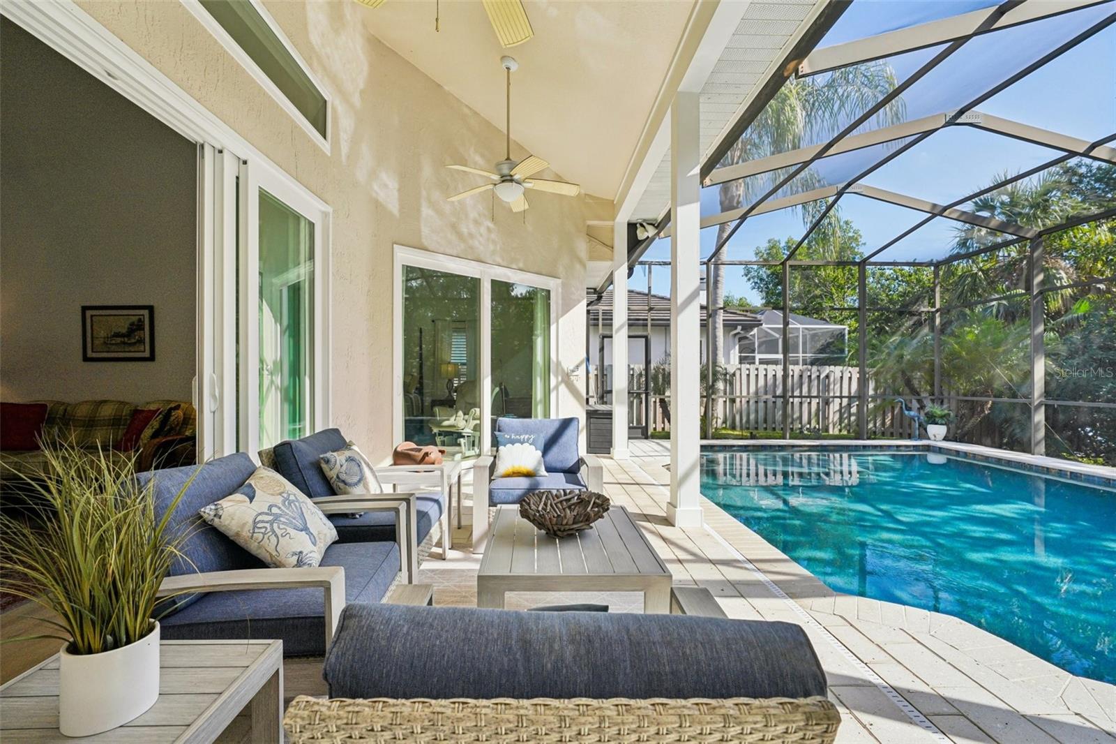 St Petersburg, Florida, 33703, United States, 4 Bedrooms Bedrooms, ,4 BathroomsBathrooms,Residential,Active,1994976