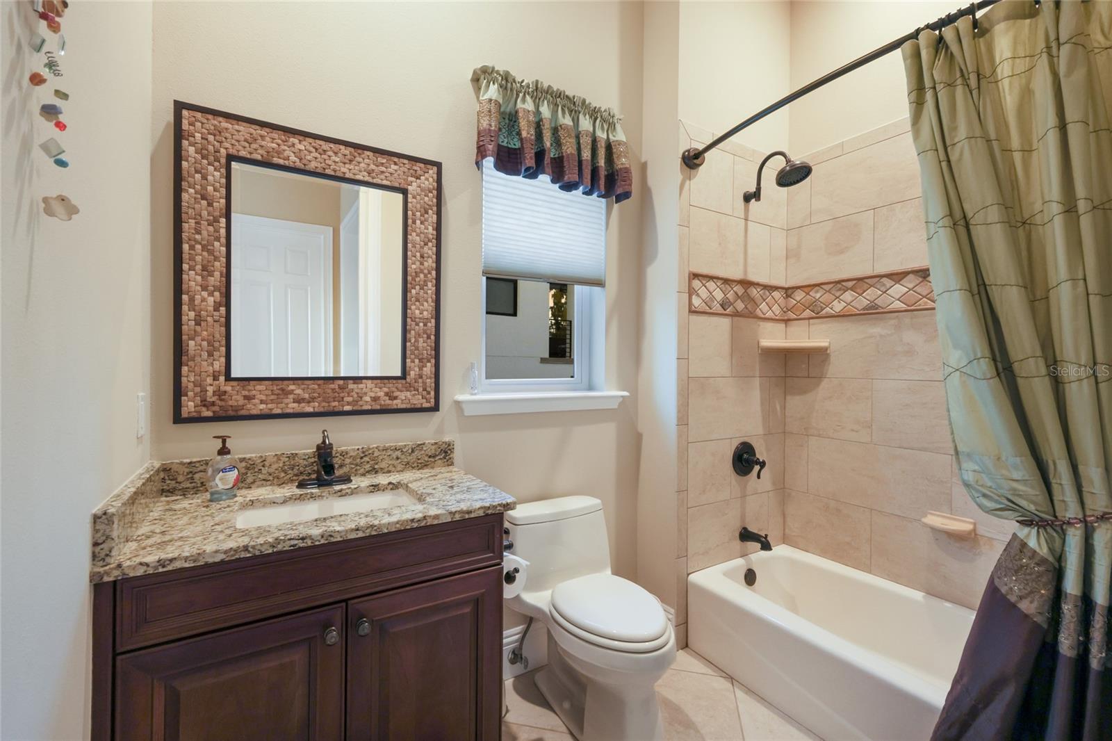 Bradenton, Florida, 34209, United States, 3 Bedrooms Bedrooms, ,5 BathroomsBathrooms,Residential,Active,1997612