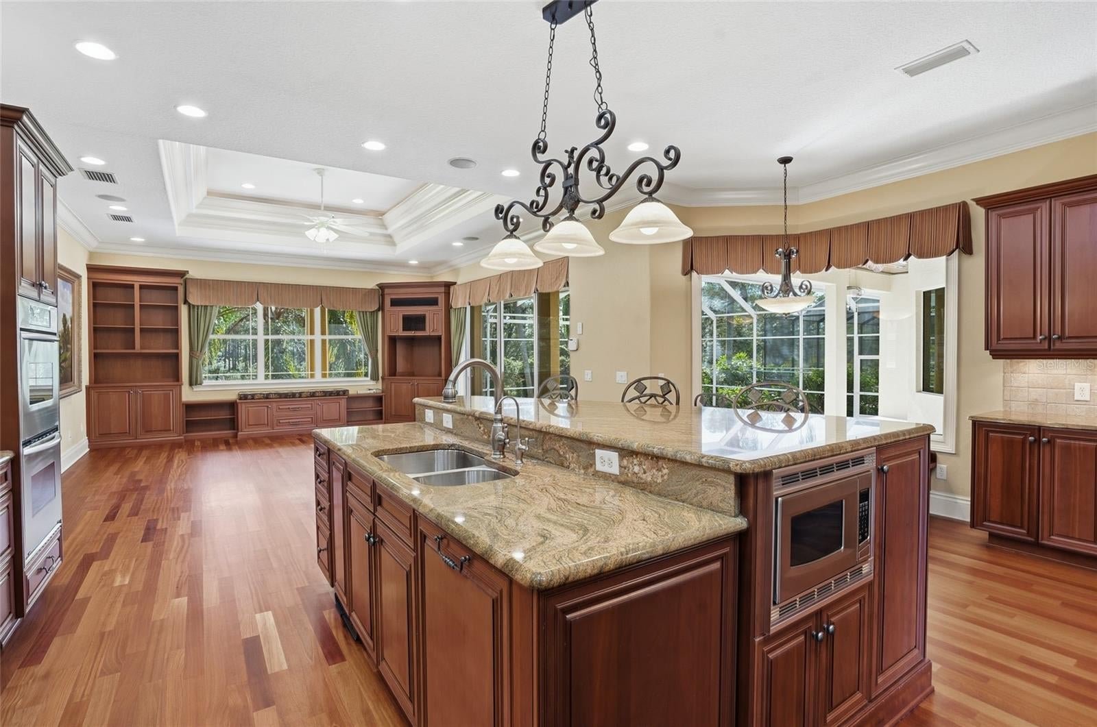 Tampa, Florida, 33647, United States, 5 Bedrooms Bedrooms, ,5 BathroomsBathrooms,Residential,Active,1990671