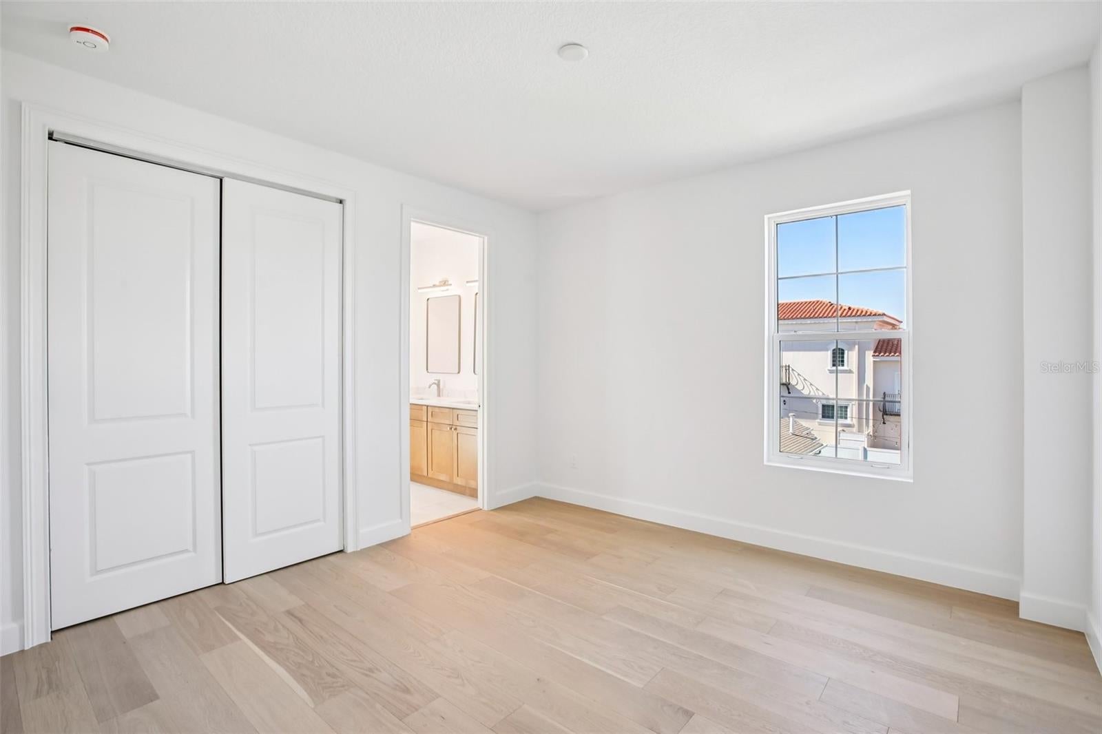 St Petersburg, Florida, 33704, United States, 4 Bedrooms Bedrooms, ,4 BathroomsBathrooms,Residential,Active,2015262