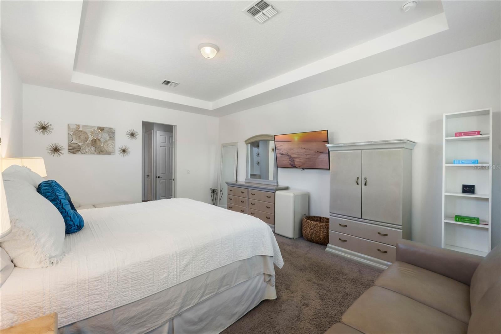Winter Garden, Florida, 34787, United States, 5 Bedrooms Bedrooms, ,5 BathroomsBathrooms,Residential,Active,1742084