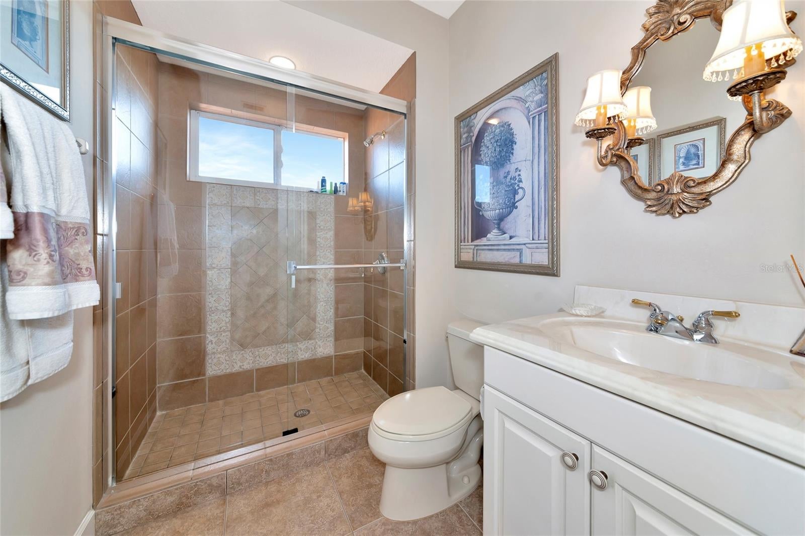 Bradenton, Florida, 34208, United States, 3 Bedrooms Bedrooms, ,5 BathroomsBathrooms,Residential,Active,1986879