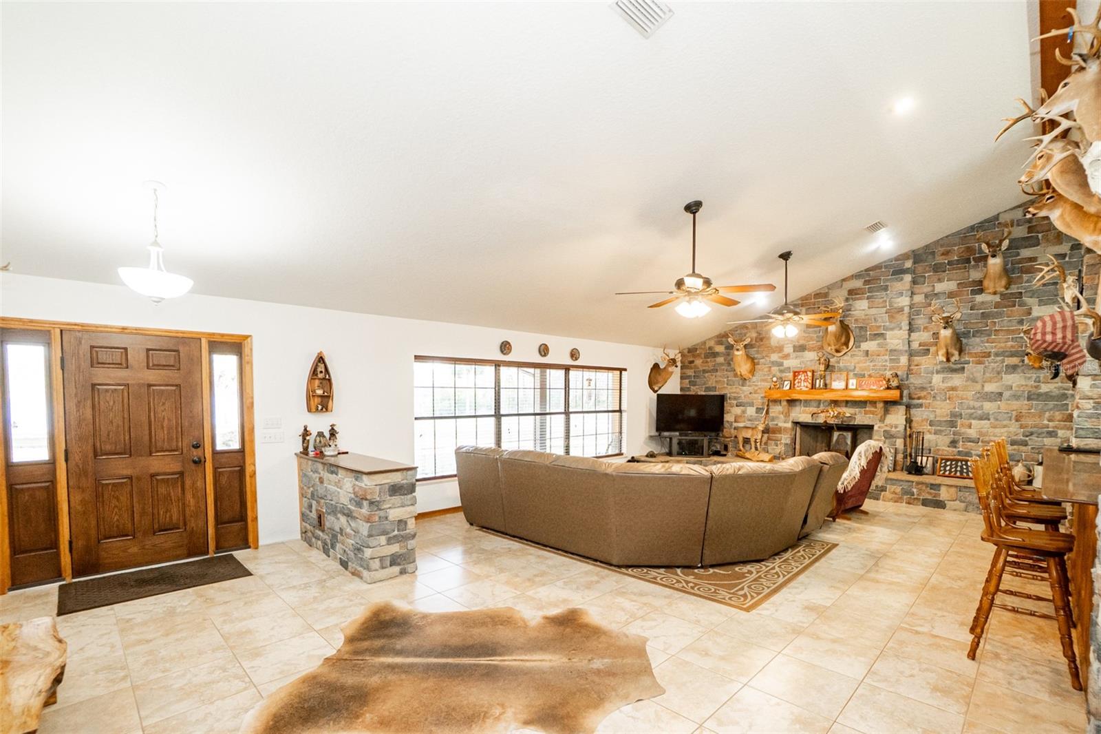 Silver Springs, Florida, 34488, United States, 3 Bedrooms Bedrooms, ,2 BathroomsBathrooms,Residential,Active,2044580