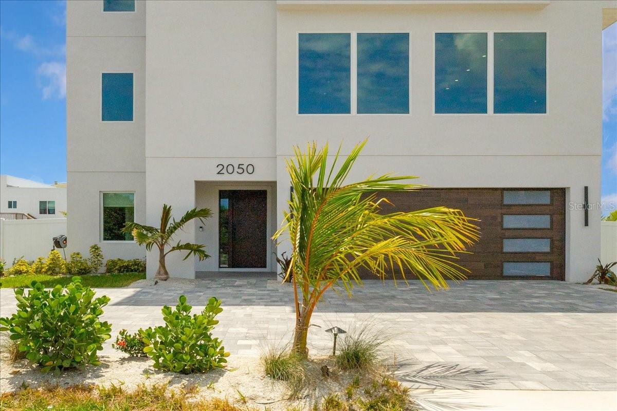 Cocoa Beach, Florida, 32931, United States, 5 Bedrooms Bedrooms, ,4 BathroomsBathrooms,Residential,Active,1954419