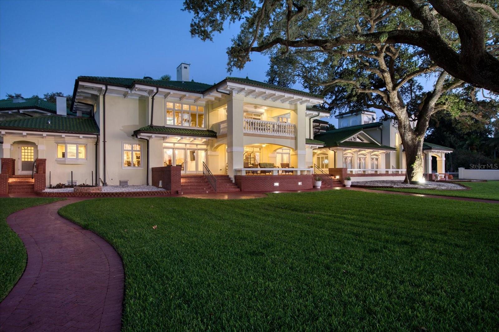 Clearwater, Florida, 33756, United States, 10 Bedrooms Bedrooms, ,11 BathroomsBathrooms,Residential,Active,1738489
