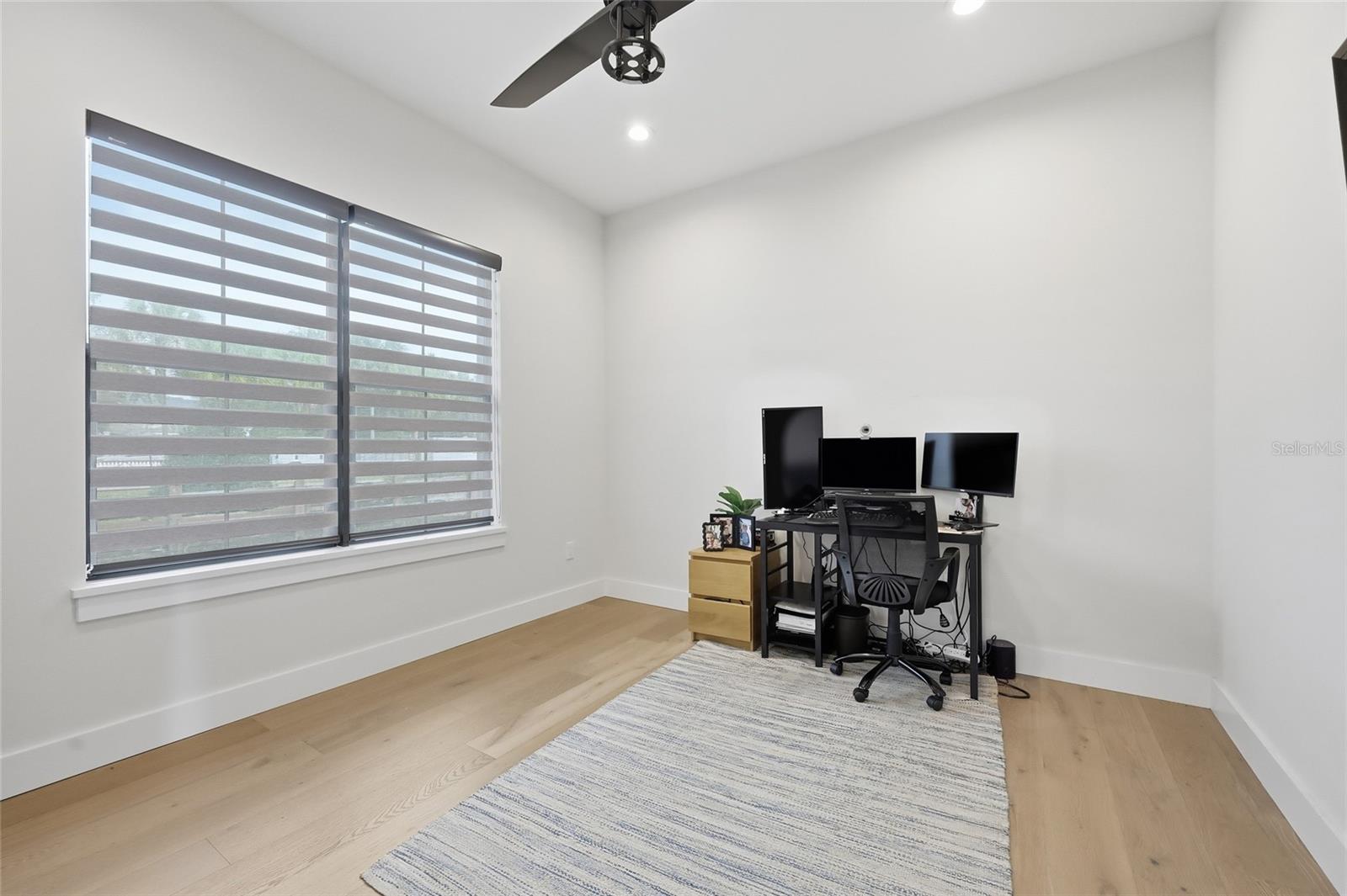 Winter Garden, Florida, 34787, United States, 5 Bedrooms Bedrooms, ,3 BathroomsBathrooms,Residential,Active,2009833