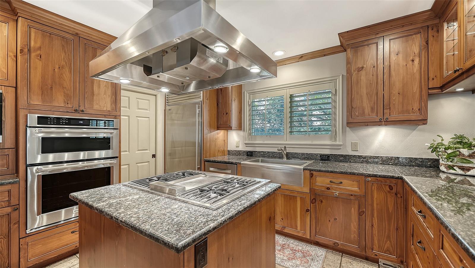 Sarasota, Florida, 34239, United States, 3 Bedrooms Bedrooms, ,3 BathroomsBathrooms,Residential,Active,2013163