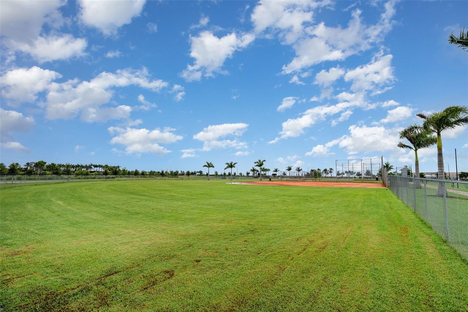 Sarasota, Florida, 34241, United States, 4 Bedrooms Bedrooms, ,3 BathroomsBathrooms,Residential,Active,1926697