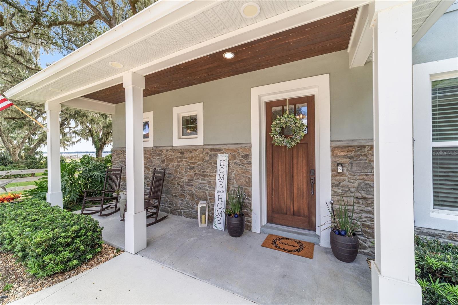 Ocklawaha, Florida, 32179, United States, 5 Bedrooms Bedrooms, ,4 BathroomsBathrooms,Residential,Active,1944075