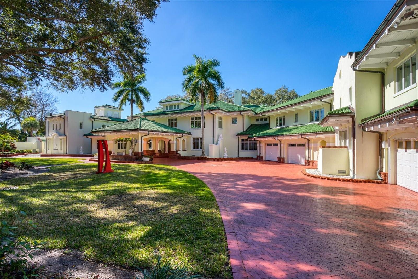 Clearwater, Florida, 33756, United States, 10 Bedrooms Bedrooms, ,11 BathroomsBathrooms,Residential,Active,1738489