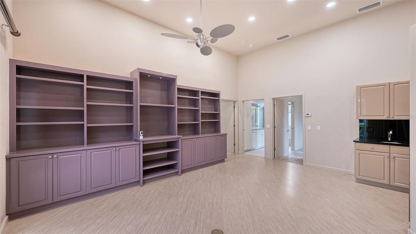 Sarasota, Florida, 34241, United States, 6 Bedrooms Bedrooms, ,5 BathroomsBathrooms,Residential,Active,2027822