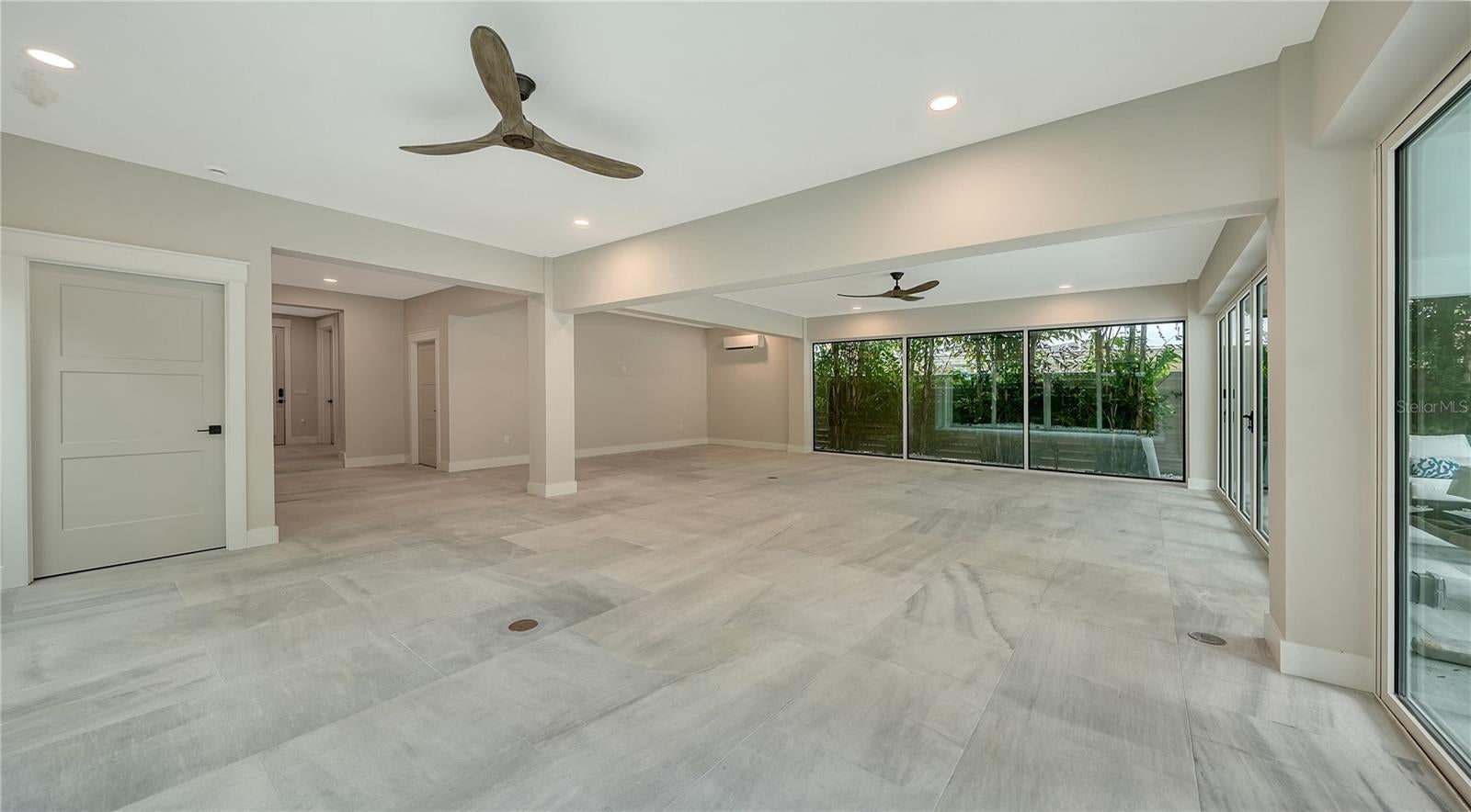 Sarasota, Florida, 34231, United States, ,4 BathroomsBathrooms,Residential,Active,1748824