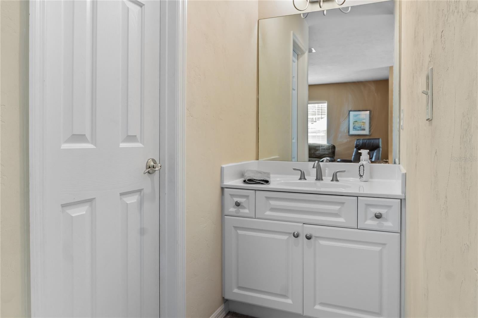 Gainesville, Florida, 32608, United States, ,5 BathroomsBathrooms,Residential,Active,1799404