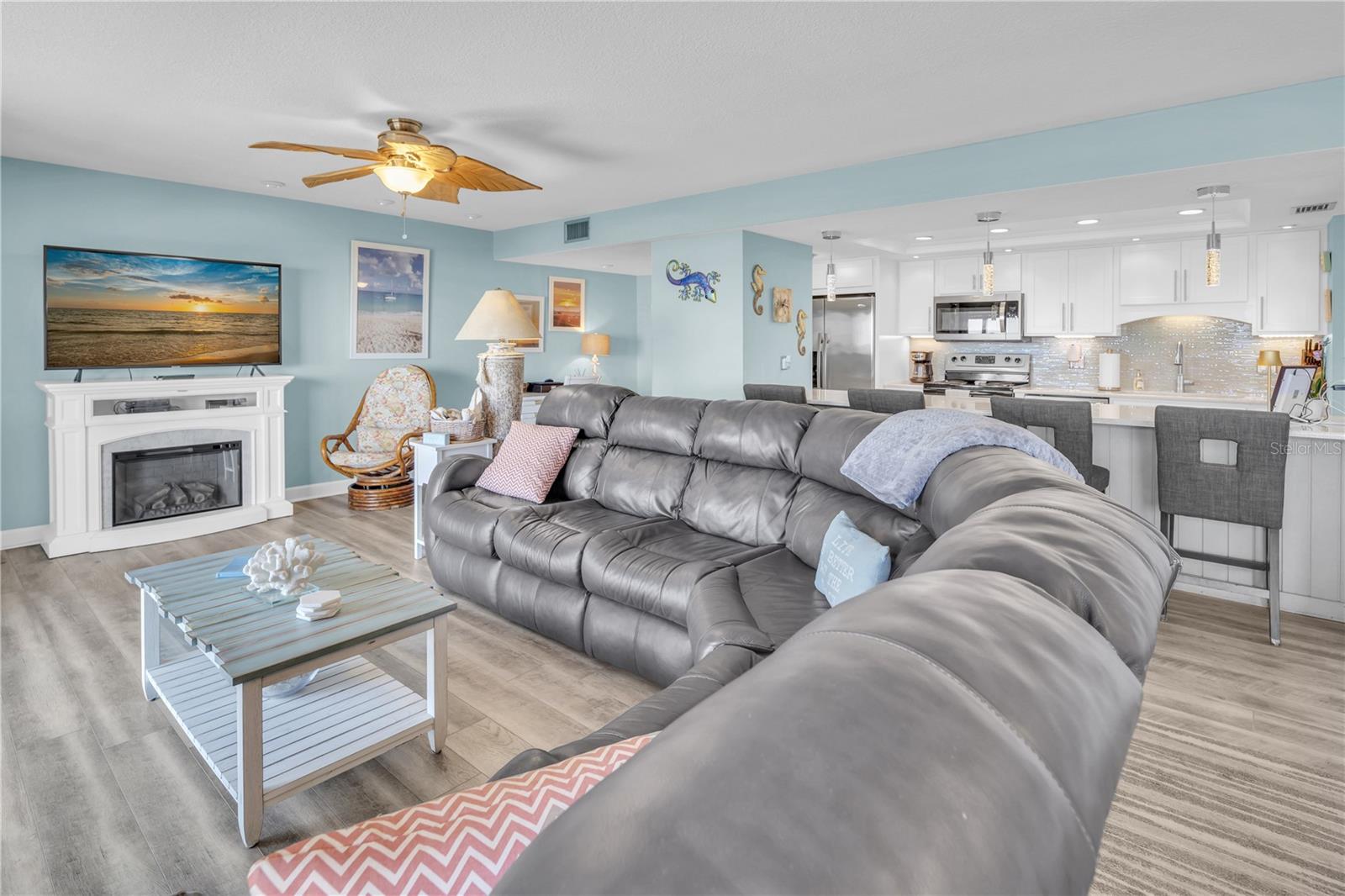 Treasure Island, Florida, 33706, United States, ,2 BathroomsBathrooms,Residential,Active,1749239