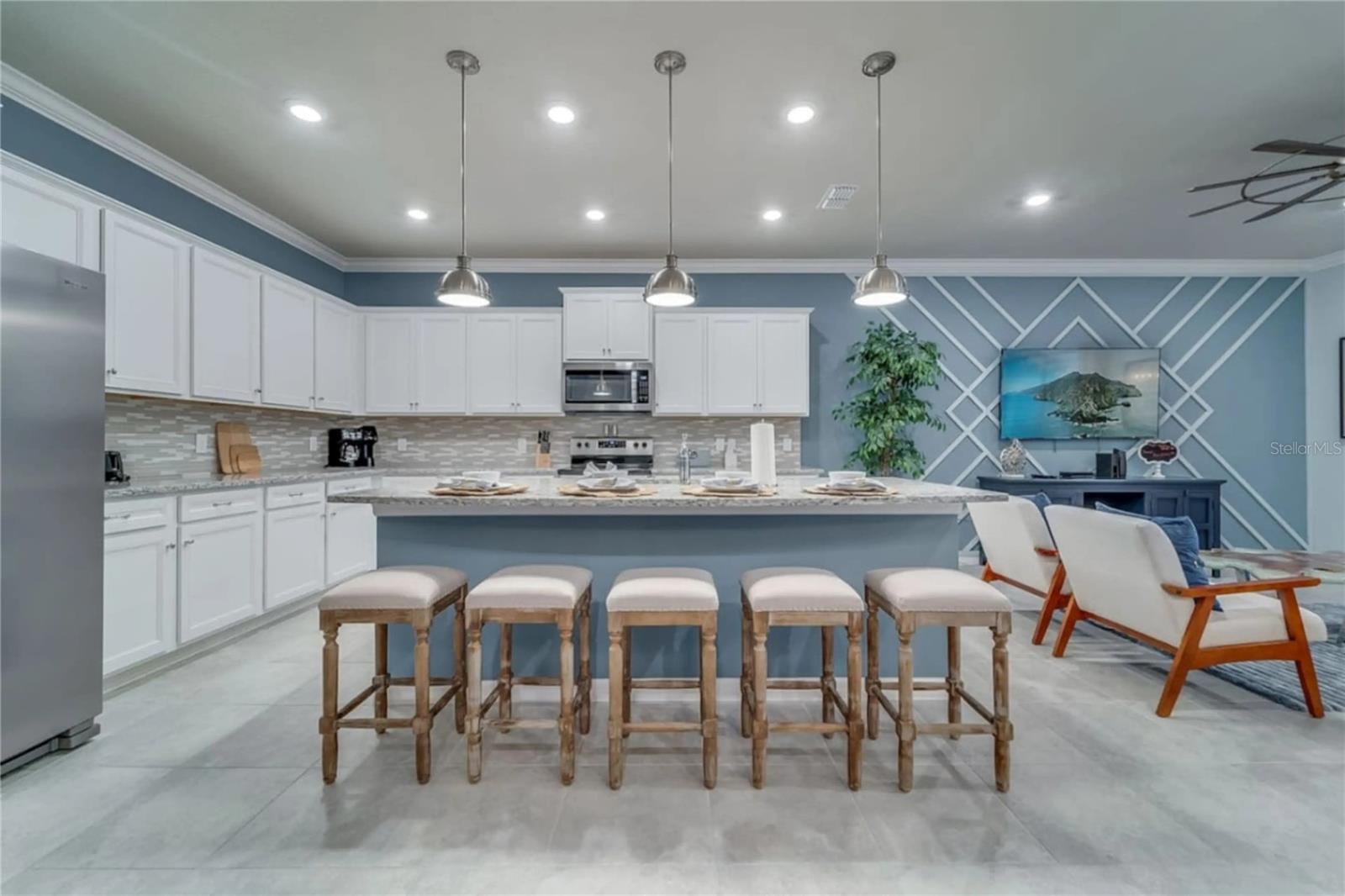 Davenport, Florida, 33897, United States, 10 Bedrooms Bedrooms, ,8 BathroomsBathrooms,Residential,Active,1988466