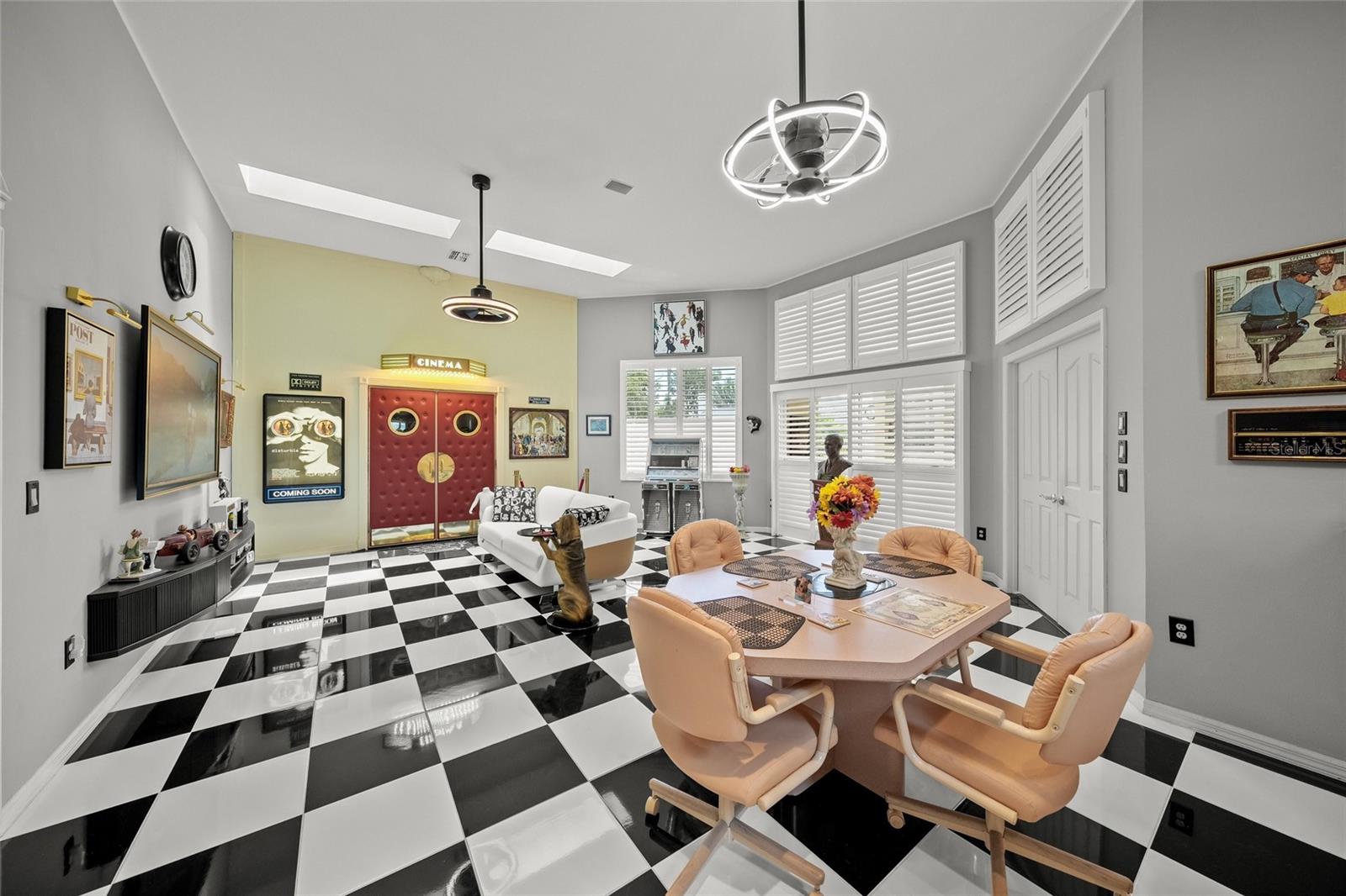 Sarasota, Florida, 34241, United States, 5 Bedrooms Bedrooms, ,4 BathroomsBathrooms,Residential,Active,1894526