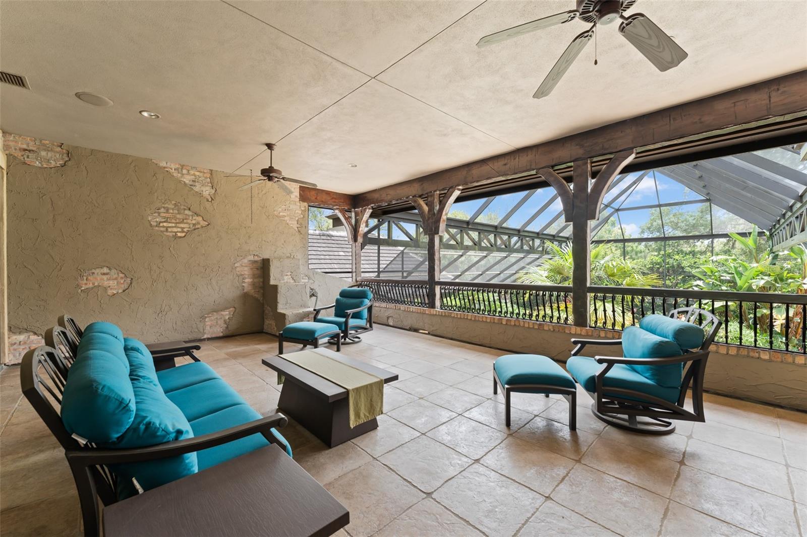 Longwood, Florida, 32779, United States, 10 Bedrooms Bedrooms, ,17 BathroomsBathrooms,Residential,Active,1914816