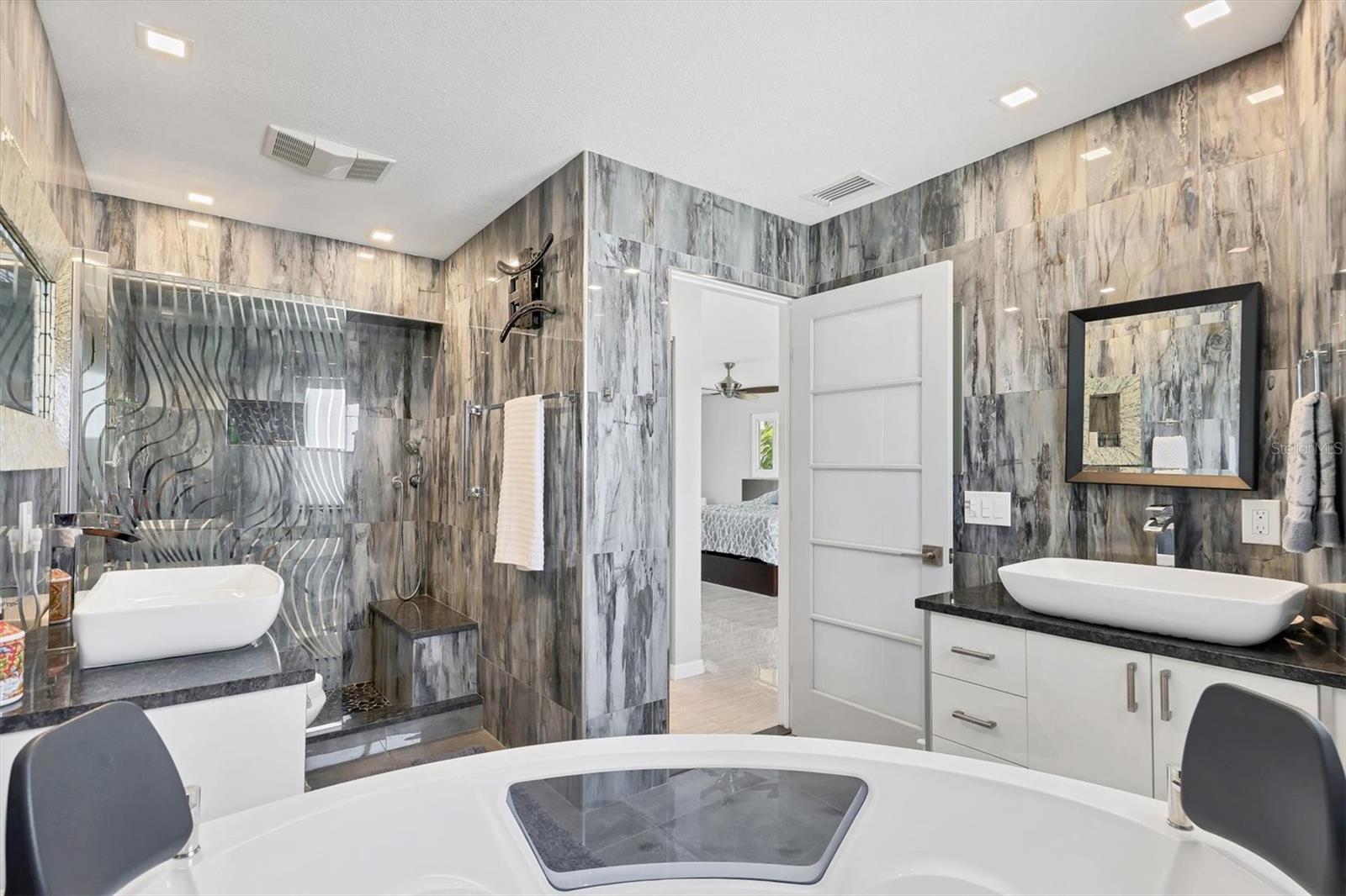 Englewood, Florida, 34223, United States, 4 Bedrooms Bedrooms, ,5 BathroomsBathrooms,Residential,Active,2012194