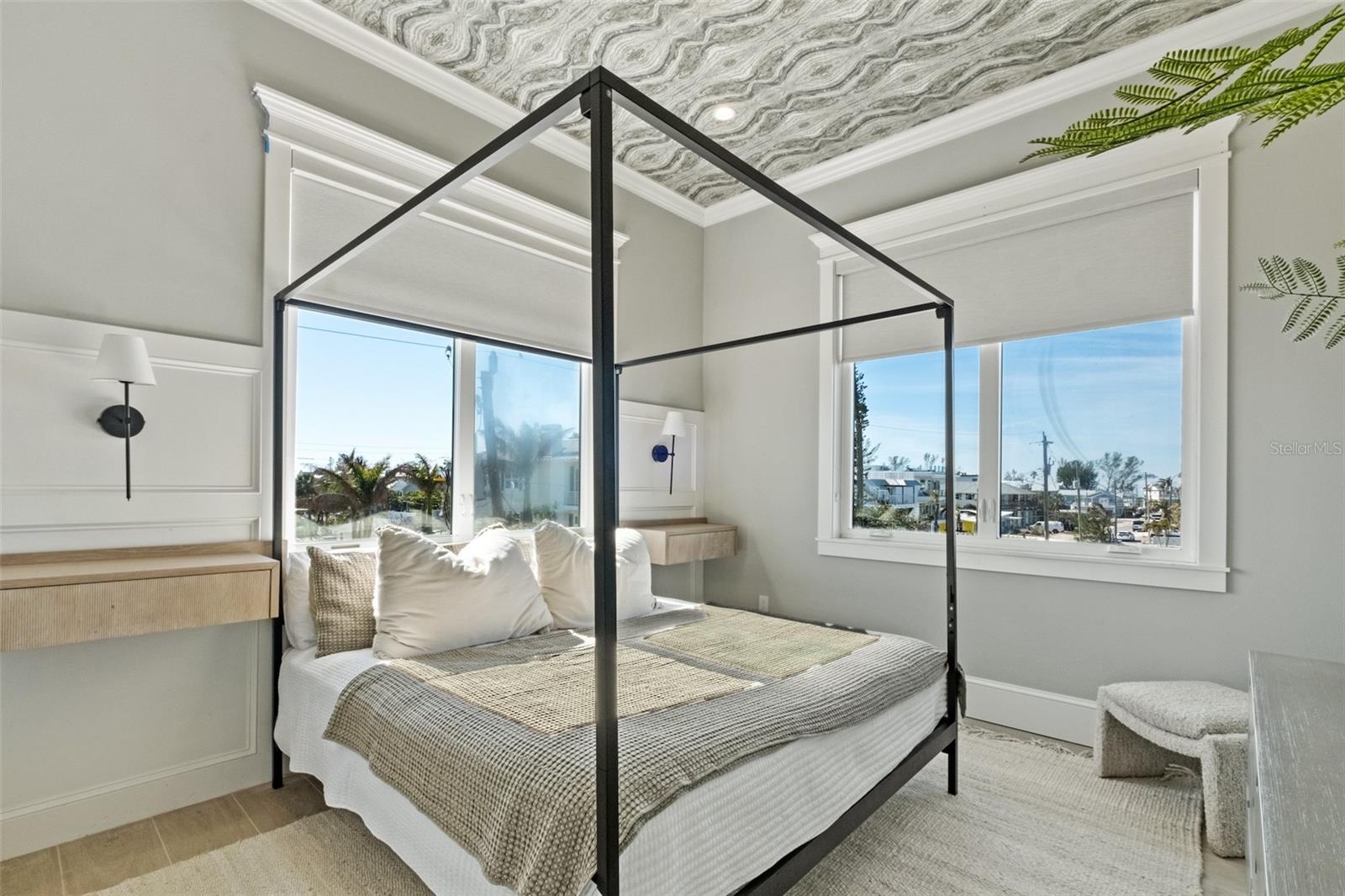 Anna Maria, Florida, 34216, United States, 7 Bedrooms Bedrooms, ,8 BathroomsBathrooms,Residential,Active,1892423