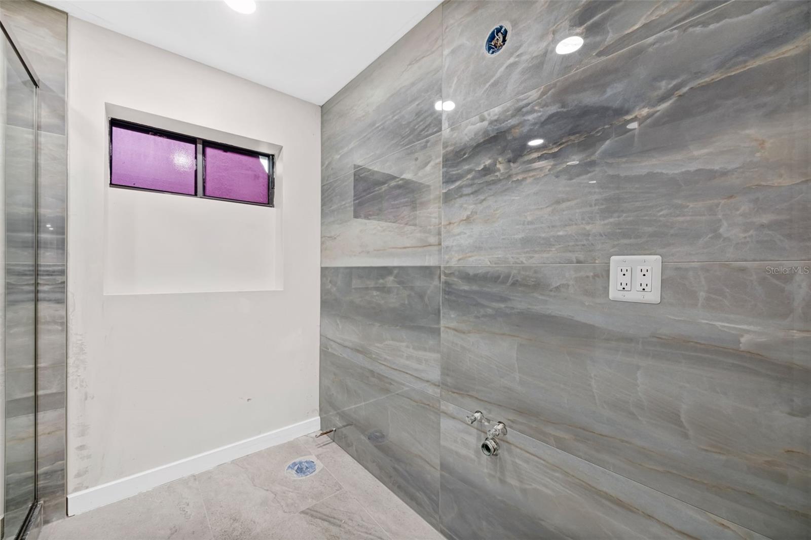 Clearwater Beach, Florida, 33767, United States, 3 Bedrooms Bedrooms, ,2 BathroomsBathrooms,Residential,Active,1894990