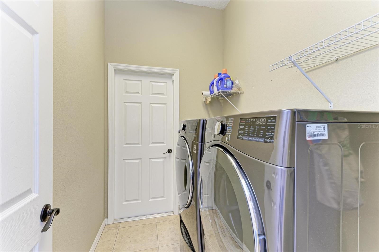 Bradenton, Florida, 34202, United States, 4 Bedrooms Bedrooms, ,4 BathroomsBathrooms,Residential,Active,1801045