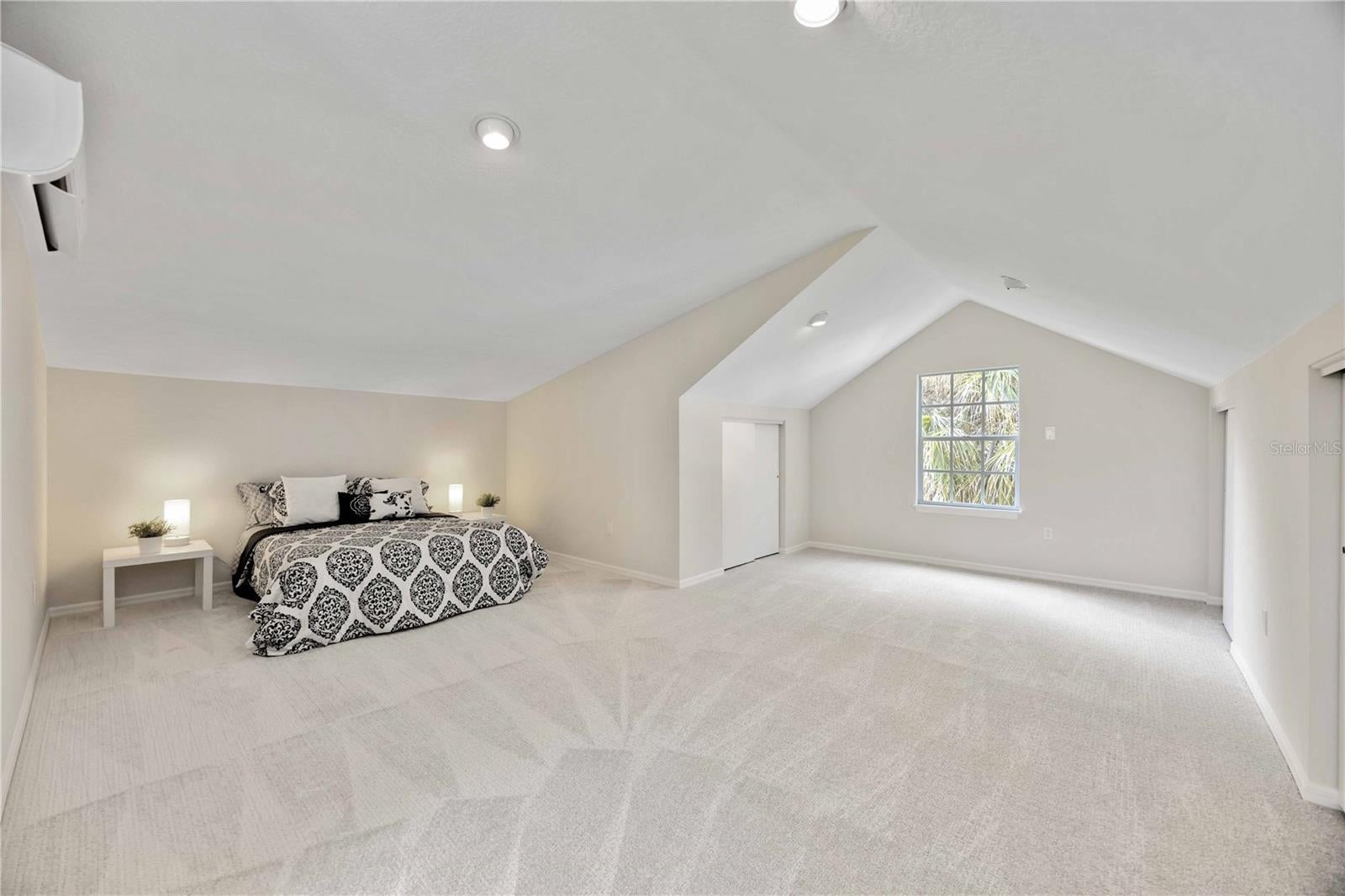 Nokomis, Florida, 34275, United States, 5 Bedrooms Bedrooms, ,5 BathroomsBathrooms,Residential,Active,1905473