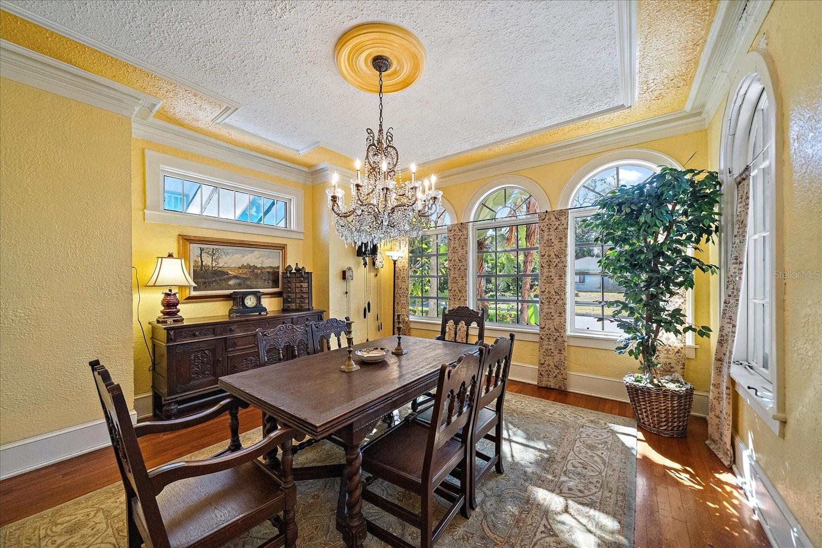 Sarasota, Florida, 34234, United States, 6 Bedrooms Bedrooms, ,5 BathroomsBathrooms,Residential,Active,2002321