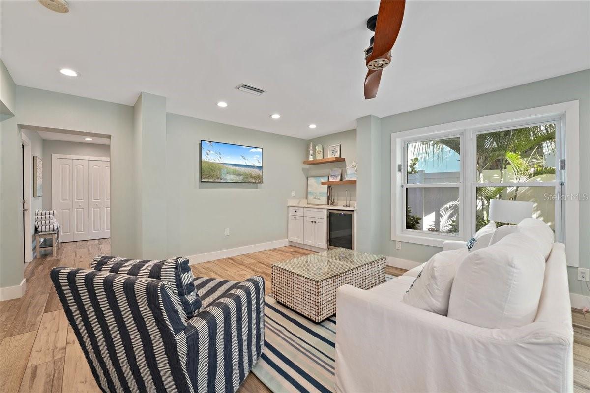 Anna Maria, Florida, 34216, United States, 3 Bedrooms Bedrooms, ,3 BathroomsBathrooms,Residential,Active,1970949