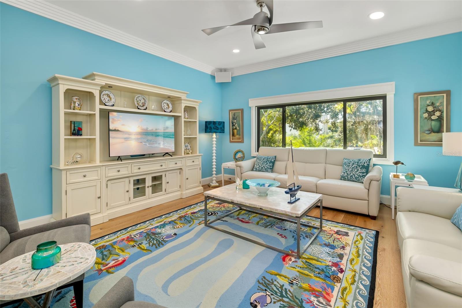 Longboat Key, Florida, 34228, United States, 3 Bedrooms Bedrooms, ,4 BathroomsBathrooms,Residential,Active,1995265